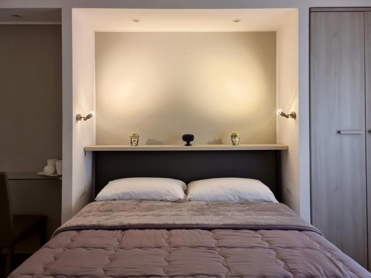 Le Stanze Dei Tesori - Luxury Rooms Palermo Exterior foto